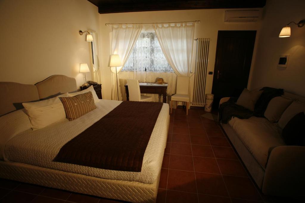 La Maragliana Aparthotel Castel Rocchero Quarto foto