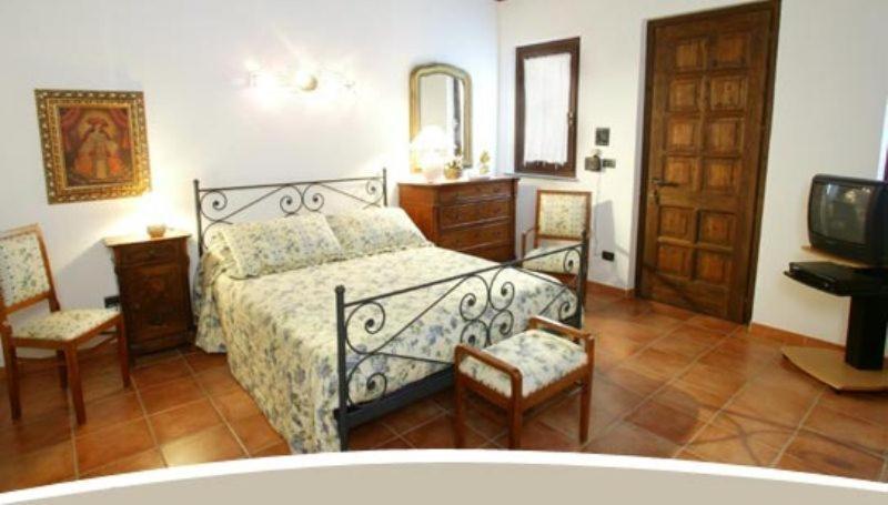 La Maragliana Aparthotel Castel Rocchero Exterior foto
