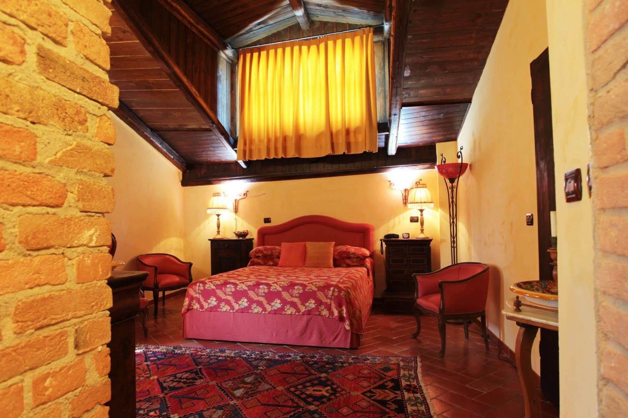 La Maragliana Aparthotel Castel Rocchero Exterior foto